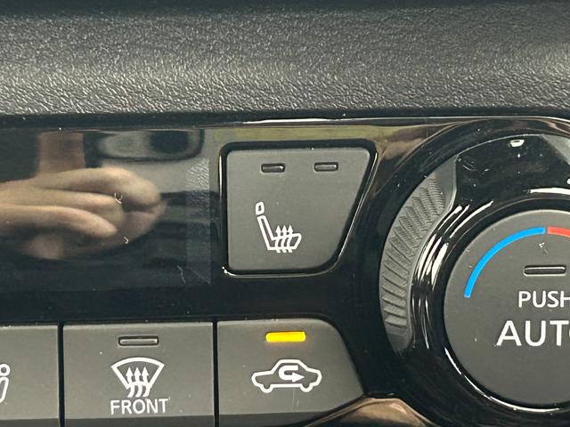 オーラ Ｇ　ＦＯＵＲ　レザーエディション　ワンオーナー／社外８インチナビ／ＢＴ／フルセグＴＶ／アラウンドビューモニター／ビルトインＥＴＣ／ナビ連動ドラレコ前後／インテリジェントルームミラー／ステアリングヒーター／シートヒーター／ＢＳＭ／ＢＳＷ（12枚目）