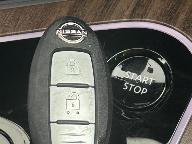 オーラ Ｇ　ＦＯＵＲ　レザーエディション　ワンオーナー／社外８インチナビ／ＢＴ／フルセグＴＶ／アラウンドビューモニター／ビルトインＥＴＣ／ナビ連動ドラレコ前後／インテリジェントルームミラー／ステアリングヒーター／シートヒーター／ＢＳＭ／ＢＳＷ（14枚目）