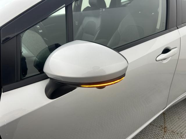 オーラ Ｇ　ＦＯＵＲ　レザーエディション　ワンオーナー／社外８インチナビ／ＢＴ／フルセグＴＶ／アラウンドビューモニター／ビルトインＥＴＣ／ナビ連動ドラレコ前後／インテリジェントルームミラー／ステアリングヒーター／シートヒーター／ＢＳＭ／ＢＳＷ（54枚目）