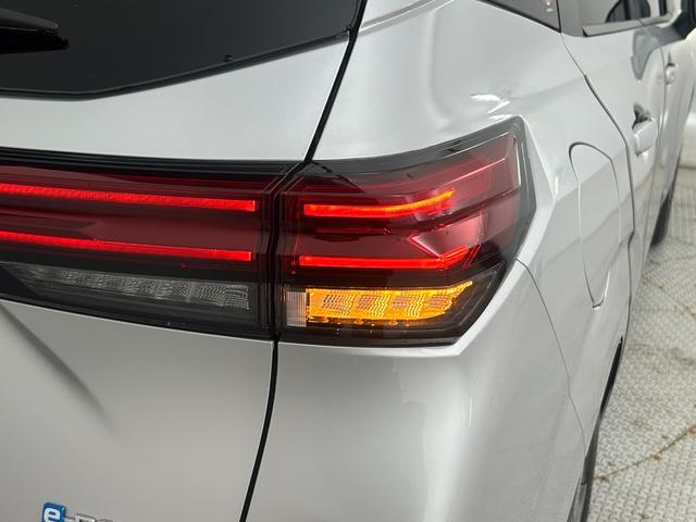 オーラ Ｇ　ＦＯＵＲ　レザーエディション　ワンオーナー／社外８インチナビ／ＢＴ／フルセグＴＶ／アラウンドビューモニター／ビルトインＥＴＣ／ナビ連動ドラレコ前後／インテリジェントルームミラー／ステアリングヒーター／シートヒーター／ＢＳＭ／ＢＳＷ（59枚目）