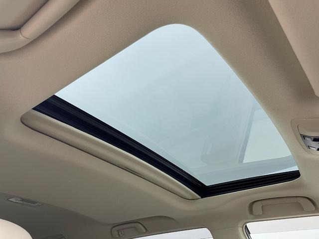 ランドクルーザープラド ＴＸ　Ｌパッケージ　ＴＲＤエアロ／ムーンルーフ／ＫＥＮＷＯＯＤフローディングナビ／バックカメラ／トヨタセーフティセンス／ベージュレザー／パワーシート／シートヒーター／エアシート／バグガード／リアラダー／純正ＡＷ／ＬＥＤ（10枚目）