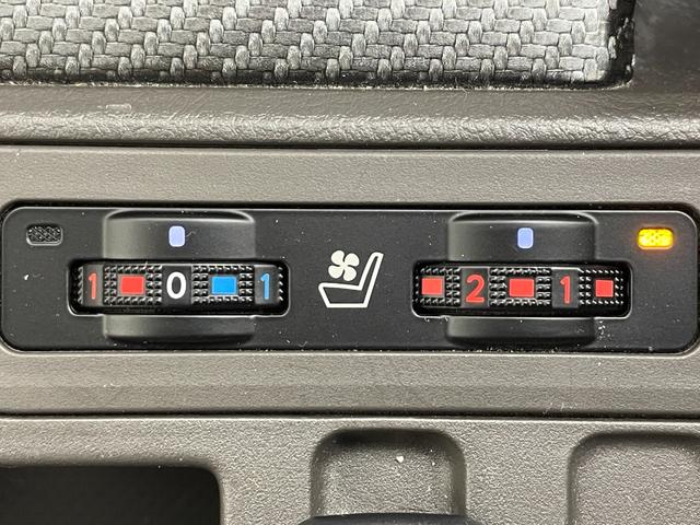 ランドクルーザープラド ＴＸ　Ｌパッケージ　ＴＲＤエアロ／ムーンルーフ／ＫＥＮＷＯＯＤフローディングナビ／バックカメラ／トヨタセーフティセンス／ベージュレザー／パワーシート／シートヒーター／エアシート／バグガード／リアラダー／純正ＡＷ／ＬＥＤ（11枚目）