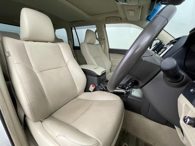 ランドクルーザープラド ＴＸ　Ｌパッケージ　ＴＲＤエアロ／ムーンルーフ／ＫＥＮＷＯＯＤフローディングナビ／バックカメラ／トヨタセーフティセンス／ベージュレザー／パワーシート／シートヒーター／エアシート／バグガード／リアラダー／純正ＡＷ／ＬＥＤ（16枚目）