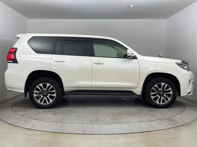 ランドクルーザープラド ＴＸ　Ｌパッケージ　ＴＲＤエアロ／ムーンルーフ／ＫＥＮＷＯＯＤフローディングナビ／バックカメラ／トヨタセーフティセンス／ベージュレザー／パワーシート／シートヒーター／エアシート／バグガード／リアラダー／純正ＡＷ／ＬＥＤ（28枚目）