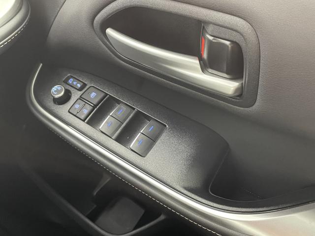 ノア ハイブリッドS-Z 純正ディスプレイオーディオplus/アラウンドビューモニター/純正ミラー一体型ドライブレコーダー/純正フリップダウンモニター/三眼LEDヘッドライト/トヨタセーフティセンス/ビルトインETC2.0(42枚目)