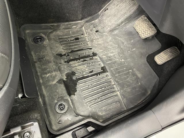 カローラクロス ハイブリッド Z 寒冷地仕様/純正DA/フルセグTV/Miracast/ビルトインETC2.0/全方位カメラ/アドバンスドパーク/レーダークルーズ/トヨタセーフティセンス/シートヒーター/ステアリングヒーター/LED(53枚目)