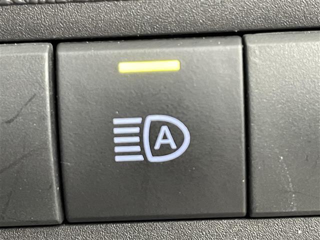 アクア X 寒冷地仕様/純正ディスプレイオーディオ(コネクティッドナビ対応)/Miracast/BT/バックカメラ/ドラレコ前後/ビルトインETC/夏冬タイヤ/PCS/LTA/RSA/先行車発進告知/後退速度抑制(10枚目)