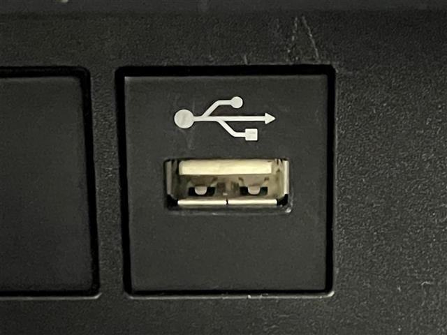 アクア X 寒冷地仕様/純正ディスプレイオーディオ(コネクティッドナビ対応)/Miracast/BT/バックカメラ/ドラレコ前後/ビルトインETC/夏冬タイヤ/PCS/LTA/RSA/先行車発進告知/後退速度抑制(14枚目)