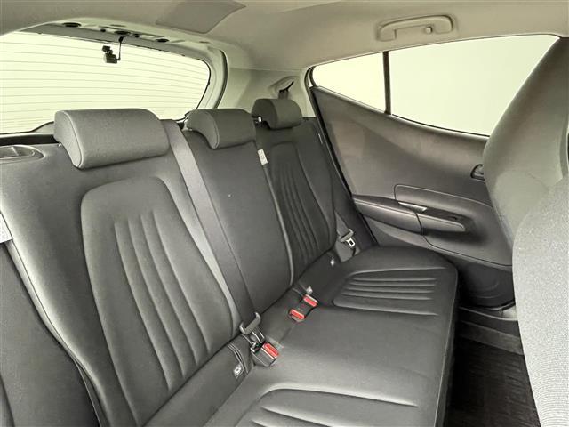 アクア X 寒冷地仕様/純正ディスプレイオーディオ(コネクティッドナビ対応)/Miracast/BT/バックカメラ/ドラレコ前後/ビルトインETC/夏冬タイヤ/PCS/LTA/RSA/先行車発進告知/後退速度抑制(27枚目)