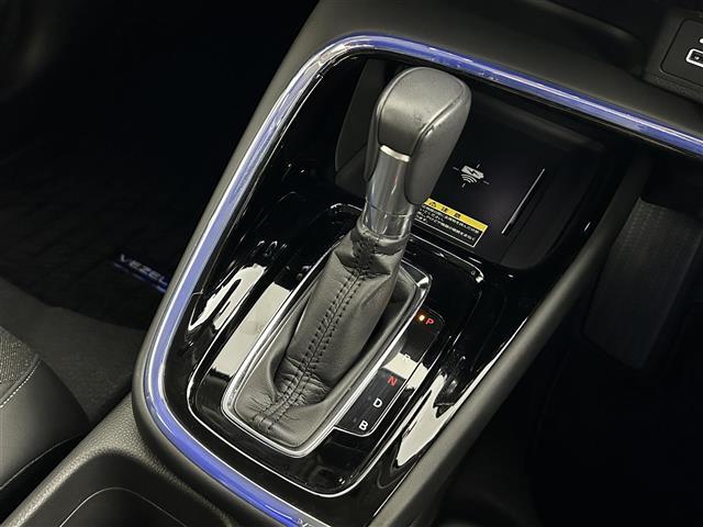 ヴェゼル ｅ：ＨＥＶ　Ｚ　ホンダコネクトディスプレイ／マルチビューカメラ／ＡｐｐｌｅＣａｒＰｌａｙ／ＡｎｄｒｏｉｄＡｕｔｏ／ホンダセンシング／純正ロアスカート／純正ガーニッシュ／ドラレコ／ＥＴＣ／シートヒーター／ハーフレザー（26枚目）