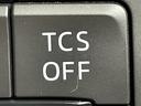 【トラクションコントロールシステム(TCS)】水にぬれた路面や雪道などのすべりやすい路面での発進や旋回加速時に起こる駆動輪の空転を防ぎ、適切な駆動力と操縦性を確保します!