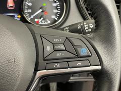 【　プロパイロット　】高速道路　同一車線運転技術「プロパイロット」は、ドライバーに代わってアクセル、ブレーキ、ステアリングをクルマ側で自動制御。 7