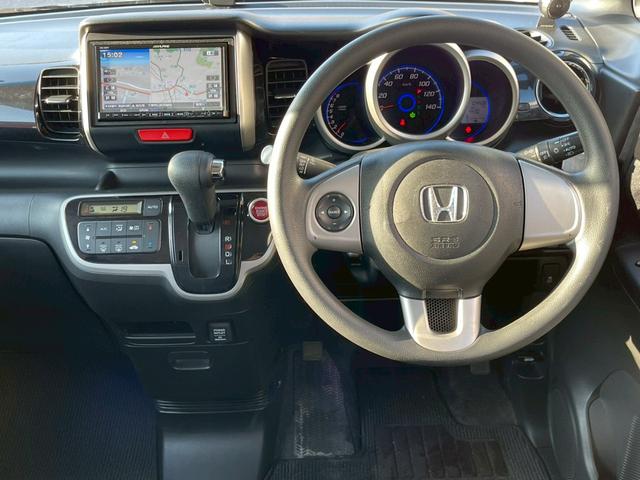 Ｎ－ＢＯＸカスタム Ｇ・Ｌパッケージ　修復歴なし　ナビ　フルセグ　Ｂｌｕｅｔｏｏｔｈ　バックカメラ　スマートキー　プッシュスタート　両側パワースライドドア　ＨＩＤヘッドライト　ドアバイザー　プライバシーガラス　オートエアコン　整備保証付（16枚目）