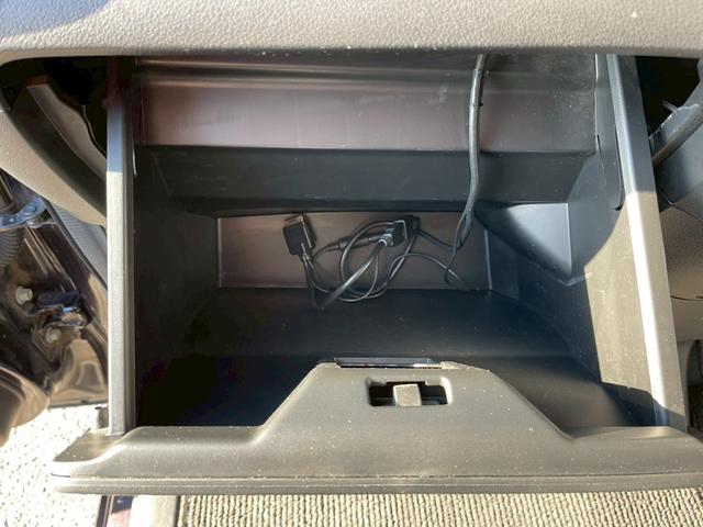 Ｎ－ＢＯＸカスタム Ｇ・Ｌパッケージ　修復歴なし　ナビ　フルセグ　Ｂｌｕｅｔｏｏｔｈ　バックカメラ　スマートキー　プッシュスタート　両側パワースライドドア　ＨＩＤヘッドライト　ドアバイザー　プライバシーガラス　オートエアコン　整備保証付（59枚目）