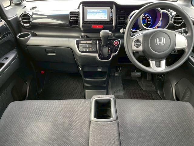 Ｎ－ＢＯＸカスタム Ｇ　ＳＳパッケージ　修復歴なし　純正ナビ　フルセグ　Ｂｌｕｅｔｏｏｔｈ　衝突軽減ブレーキ　バックカメラ　障害物センサー　両側パワースライドドア　アイドリングストップ　スマートキー　プッシュスタート　オートエアコン（5枚目）