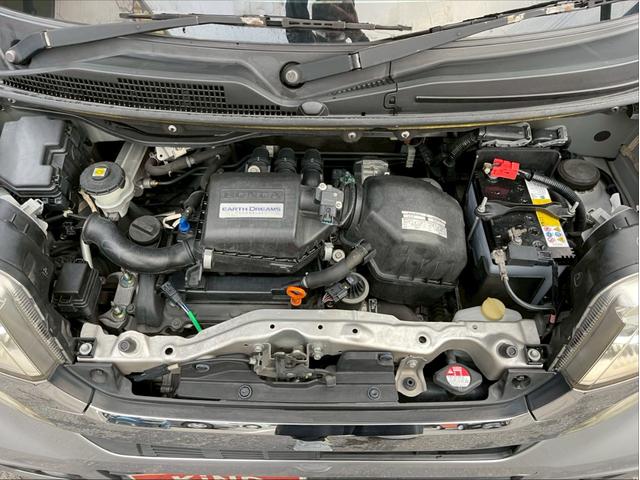 Ｎ－ＢＯＸカスタム Ｇ　ＳＳパッケージ　修復歴なし　純正ナビ　フルセグ　Ｂｌｕｅｔｏｏｔｈ　衝突軽減ブレーキ　バックカメラ　障害物センサー　両側パワースライドドア　アイドリングストップ　スマートキー　プッシュスタート　オートエアコン（13枚目）