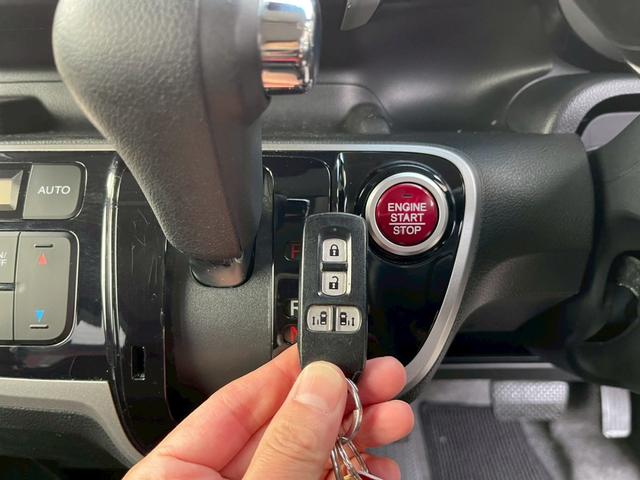 Ｎ－ＢＯＸカスタム Ｇ　ＳＳパッケージ　修復歴なし　純正ナビ　フルセグ　Ｂｌｕｅｔｏｏｔｈ　衝突軽減ブレーキ　バックカメラ　障害物センサー　両側パワースライドドア　アイドリングストップ　スマートキー　プッシュスタート　オートエアコン（32枚目）