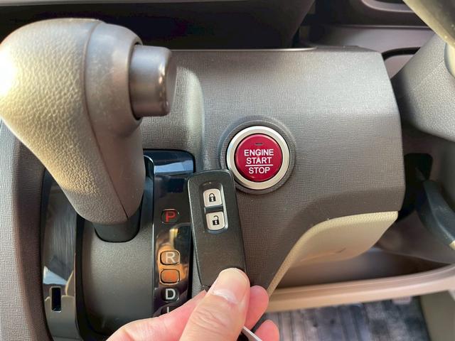 Ｎ－ＯＮＥ ツアラー　修復歴なし　ターボ　ナビ　バックカメラ　ＥＴＣ　スマートキー　プッシュスタート　アイドリングストップ　オートエアコン　１４インチアルミホイール　ドアバイザー　プライバシーガラス　整備保証付（32枚目）