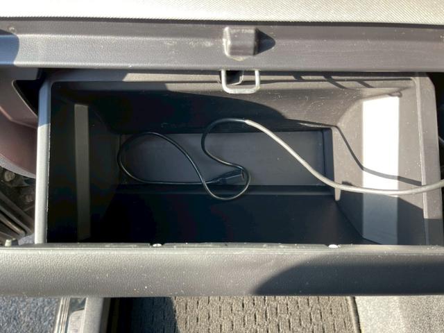 ムーヴコンテ カスタム G 修復歴なし 純正ナビ フルセグ Bluetooth スマートキー アイドリングストップ HIDヘッドライト オートエアコン ドアバイザー プライバシーガラス ベンチシート 電動格納ミラー 整備保証付(59枚目)