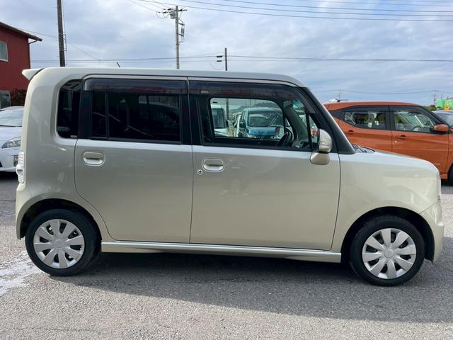 ムーヴコンテ カスタム X 修復歴なし ナビ フルセグ Bluetooth HIDヘッドライト オートエアコン ウインカーミラー ドアバイザー プライバシーガラス ベンチシート 整備保証付(8枚目)