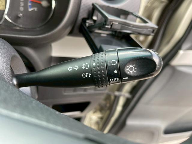 ムーヴコンテ カスタム X 修復歴なし ナビ フルセグ Bluetooth HIDヘッドライト オートエアコン ウインカーミラー ドアバイザー プライバシーガラス ベンチシート 整備保証付(29枚目)