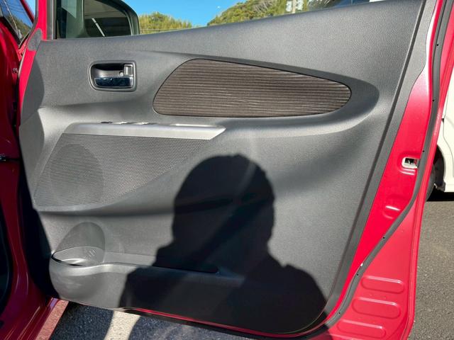 デイズ ハイウェイスター　Ｖセレクション＋セーフティ　修復なし　純正ナビ　フルセグ　Ｂｌｕｅｔｏｏｔｈ　全周囲カメラ　バックカメラ　スマートキー　プッシュスタート　アイドリングストップ　ＨＩＤヘッドライト　オートエアコン　ドアバイザー　プライバシーガラス（55枚目）