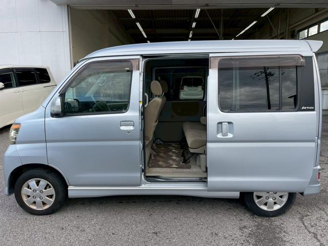 アトレーワゴン カスタムターボＲＳリミテッド　修復歴なし　ターボ　純正ナビ　フルセグ　Ｂｌｕｅｔｏｏｔｈ　両側スライド片側パワースライドドア　キーレス　オートエアコン　ウインカーミラー　ドアバイザー　プライバシーガラス　整備保証付（9枚目）
