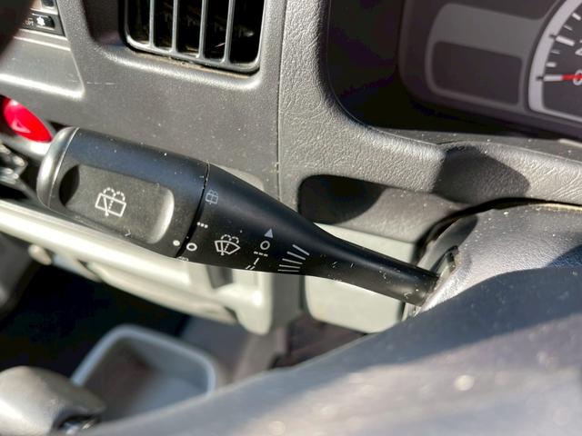 クリッパーバン ＤＸ　修復歴なし　純正ナビ　両側スライドドア　ドアバイザー　ヘッドライトレベライザー　整備保証付（28枚目）