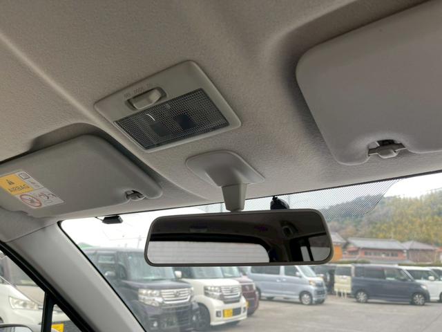 ワゴンＲスティングレー Ｘ　修復歴なし　ナビ　フルセグ　Ｂｌｕｅｔｏｏｔｈ　アイドリングストップ　スマートキー　プッシュスタート　ＨＩＤヘッドライト　オートエアコン　ドアバイザー　プライバシーガラス　電動格納ミラー　整備保証付（52枚目）