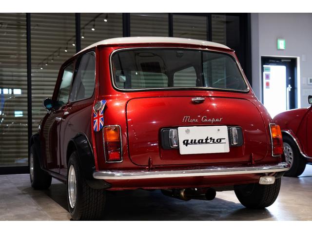 ＭＩＮＩ クーパー１．３　正規ディーラー車　１０インチ　スピードスター　センターメーター　ウェーバーキャブ　スリーポイントヘッドライト　コブラシート　センターマフラー　クーラー付き（7枚目）