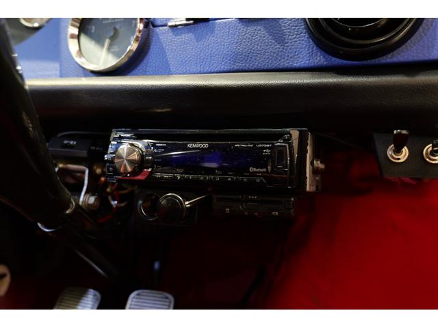 ＭＩＮＩ クーパー１．３　正規ディーラー車　１０インチ　スピードスター　センターメーター　ウェーバーキャブ　スリーポイントヘッドライト　コブラシート　センターマフラー　クーラー付き（15枚目）