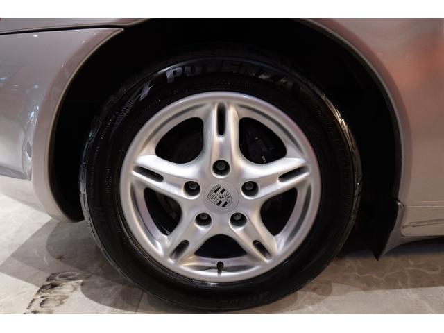 ボクスター ボクスター　正規ディーラー車　後期モデル　ＢＯＳＥサウンド　電動ソフトトップ　ガラス幌（21枚目）