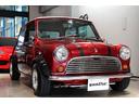 ＭＩＮＩ クーパー１．３　正規ディーラー車　１０インチ　スピードスター　センターメーター　ウェーバーキャブ　スリーポイントヘッドライト　コブラシート　センターマフラー　クーラー付き（4枚目）
