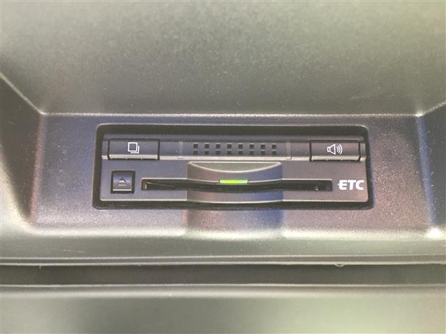 プレミアム 純正メモリナビ フルセグTV Bluetooth バックカメラ パワーバックドア クルーズコントロール ETC ハーフレザーシート LEDオートヘッドライト 純正18インチAW 純正フロアマット(20枚目)
