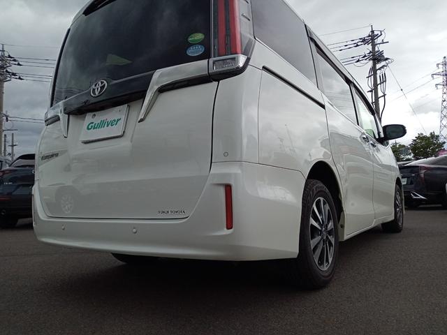 エスクァイア Ｇｉ　衝突防止／純正９インチナビ（ＮＳＺＴ－Ｙ６８Ｔ）／フリップダウンモニター／バックカメラ／ドライブレコーダー／ビルトインＥＴＣ／両側パワースライドドア／純正１５インチＡＷ／純正フロアマット（51枚目）