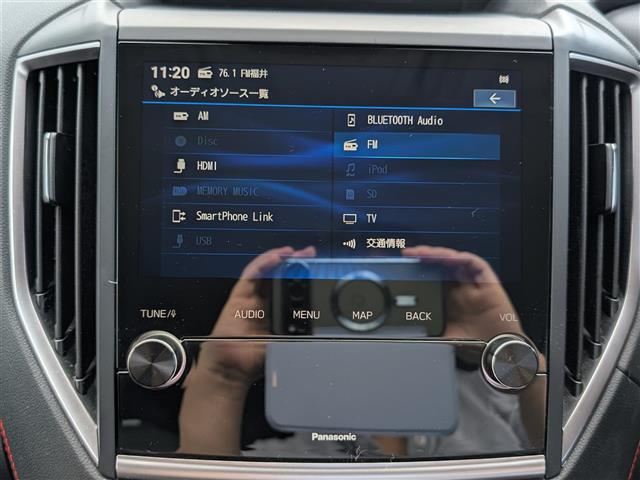 フォレスター Ｘ－ブレイク　純正８インチＳＤナビ／４ＷＤ／バック・サイド・フロントカメラ／純正１７インチＡＷ／Ｘ－ＭＯＤＥ／アイサイト／デジタルインナーミラー／前席パワーシート／シートメモリー／ステアリングヒーター（5枚目）