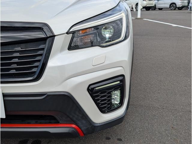 フォレスター Ｘ－ブレイク　純正８インチＳＤナビ／４ＷＤ／バック・サイド・フロントカメラ／純正１７インチＡＷ／Ｘ－ＭＯＤＥ／アイサイト／デジタルインナーミラー／前席パワーシート／シートメモリー／ステアリングヒーター（45枚目）