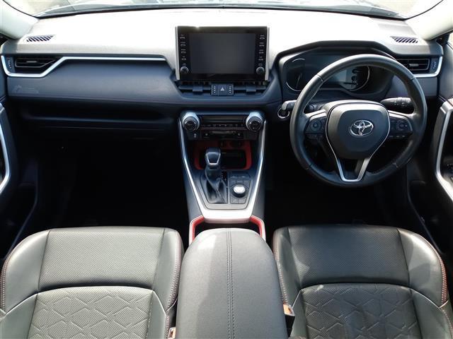 ＲＡＶ４ アドベンチャー　オフロードパッケージ　４ＷＤ／純正９インチディスプレイオーディオ／バックカメラ／レザーシート／トヨタセーフティセンス／レーダークルーズコントロール／ブラインドスポットモニター／シートヒーター／エアシート／ドライブレコーダー（2枚目）