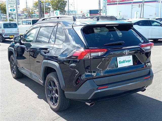 ＲＡＶ４ アドベンチャー　オフロードパッケージ　４ＷＤ／純正９インチディスプレイオーディオ／バックカメラ／レザーシート／トヨタセーフティセンス／レーダークルーズコントロール／ブラインドスポットモニター／シートヒーター／エアシート／ドライブレコーダー（21枚目）