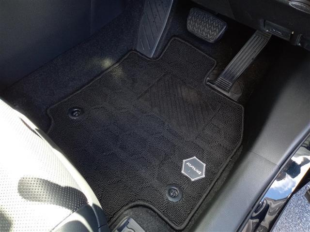ＲＡＶ４ アドベンチャー　オフロードパッケージ　４ＷＤ／純正９インチディスプレイオーディオ／バックカメラ／レザーシート／トヨタセーフティセンス／レーダークルーズコントロール／ブラインドスポットモニター／シートヒーター／エアシート／ドライブレコーダー（32枚目）