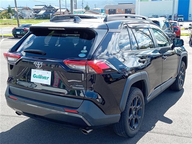 ＲＡＶ４ アドベンチャー　オフロードパッケージ　４ＷＤ／純正９インチディスプレイオーディオ／バックカメラ／レザーシート／トヨタセーフティセンス／レーダークルーズコントロール／ブラインドスポットモニター／シートヒーター／エアシート／ドライブレコーダー（41枚目）