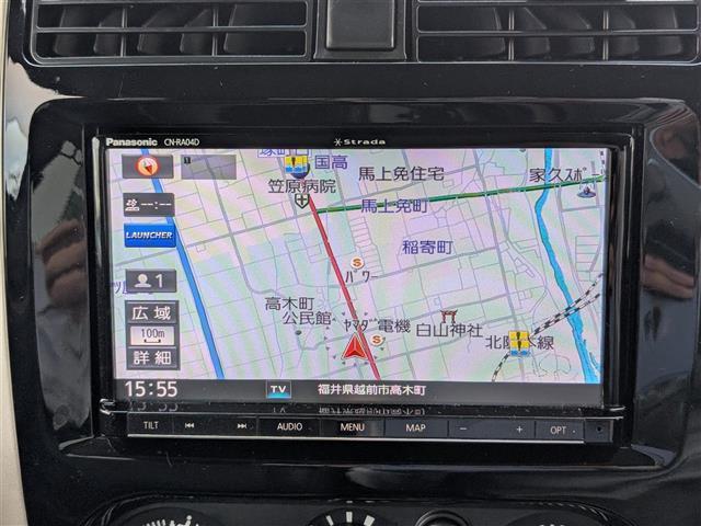 ジムニー ランドベンチャー　４ＷＤ／社外ＳＤナビ／フルセグテレビ／バックカメラ／シートヒーター／ＥＴＣ／前方ドライブレコーダー／レザーシート／ステアリングスイッチ／ダブルエアバッグ／純正１６インチＡＷ（3枚目）