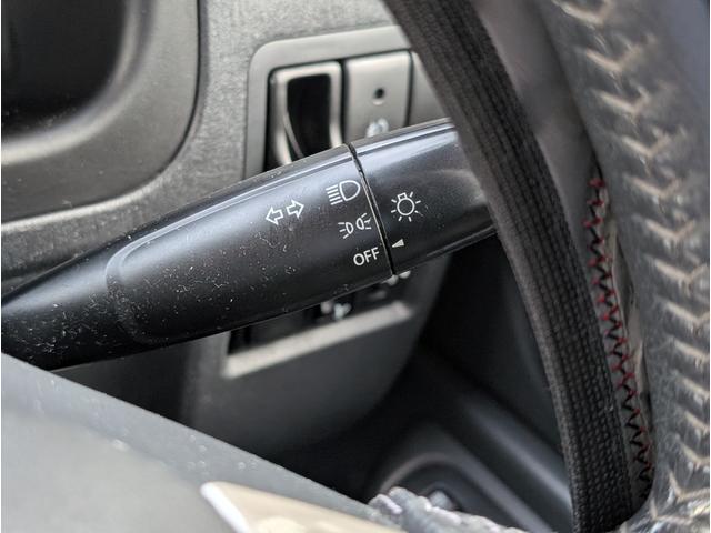 ジムニー ランドベンチャー　４ＷＤ／社外ＳＤナビ／フルセグテレビ／バックカメラ／シートヒーター／ＥＴＣ／前方ドライブレコーダー／レザーシート／ステアリングスイッチ／ダブルエアバッグ／純正１６インチＡＷ（25枚目）