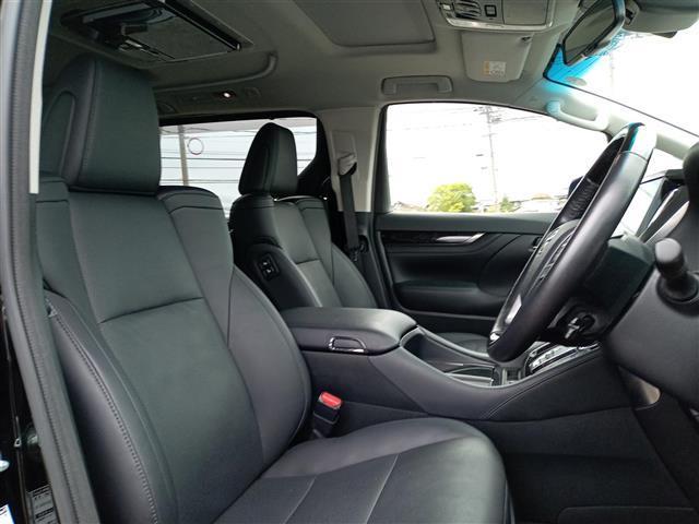 アルファード ２．５Ｓ　Ｃパッケージ　サンルーフ／アルパイン１０インチナビ／バックカメラ／フリップダウンモニター／両側パワースライドドア／レーダークルーズコントロール／前後コーナーセンサー／パーキングアシスト／衝突被害軽減システム（10枚目）