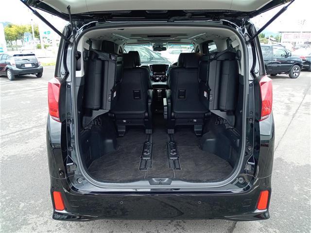 アルファード ２．５Ｓ　Ｃパッケージ　サンルーフ／アルパイン１０インチナビ／バックカメラ／フリップダウンモニター／両側パワースライドドア／レーダークルーズコントロール／前後コーナーセンサー／パーキングアシスト／衝突被害軽減システム（13枚目）