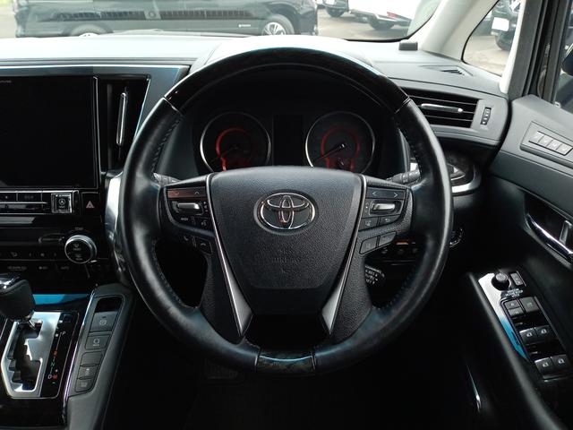 アルファード ２．５Ｓ　Ｃパッケージ　サンルーフ／アルパイン１０インチナビ／バックカメラ／フリップダウンモニター／両側パワースライドドア／レーダークルーズコントロール／前後コーナーセンサー／パーキングアシスト／衝突被害軽減システム（28枚目）