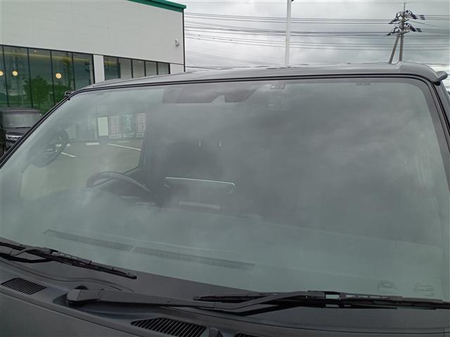 ハイエースバン スーパーGL ダーク プライムII 4WD/寒冷地仕様/社外11インチナビ(NF11NX)/全方位カメラ/両側パワースライドドア/衝突防止/車線逸脱警報/クリアランスソナー/デジタルインナーミラー/前後ドライブレコーダー/ETC(6枚目)