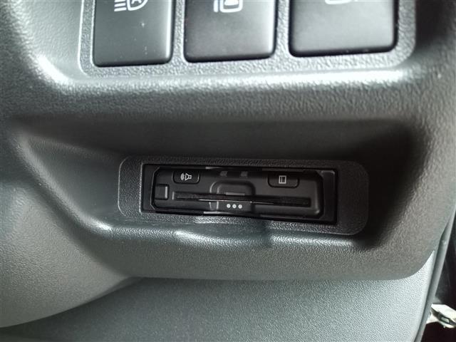 ハイエースバン スーパーGL ダーク プライムII 4WD/寒冷地仕様/社外11インチナビ(NF11NX)/全方位カメラ/両側パワースライドドア/衝突防止/車線逸脱警報/クリアランスソナー/デジタルインナーミラー/前後ドライブレコーダー/ETC(9枚目)