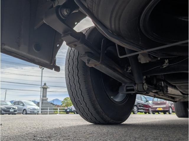ハイエースバン スーパーＧＬ　ダークプライムＩＩ　４ＷＤ／パイオニアディスプレイオーディオ／全方位カメラ／両側パワースライドドア／モデリスタエアロ／前後コーナーセンサー／レーンキープアシスト／横滑り防止装置／盗難防止装置／衝突被害軽減システム（61枚目）