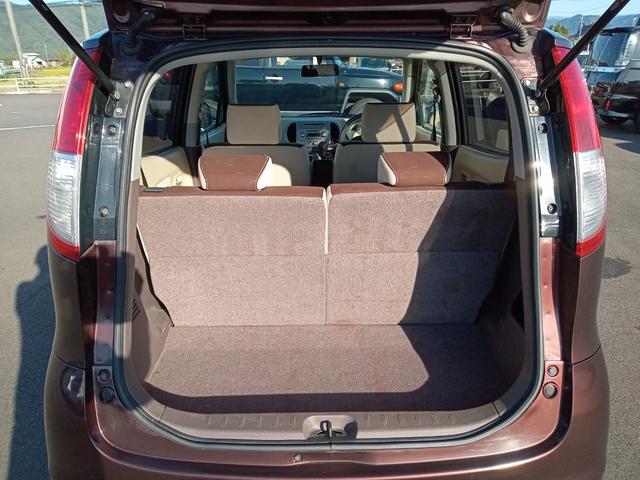 MRワゴン X 純正オーディオ/CD/MD/FM/AM/ライトレベライザー/純正フロアマット/リモコンキー/説明書・保証書(30枚目)